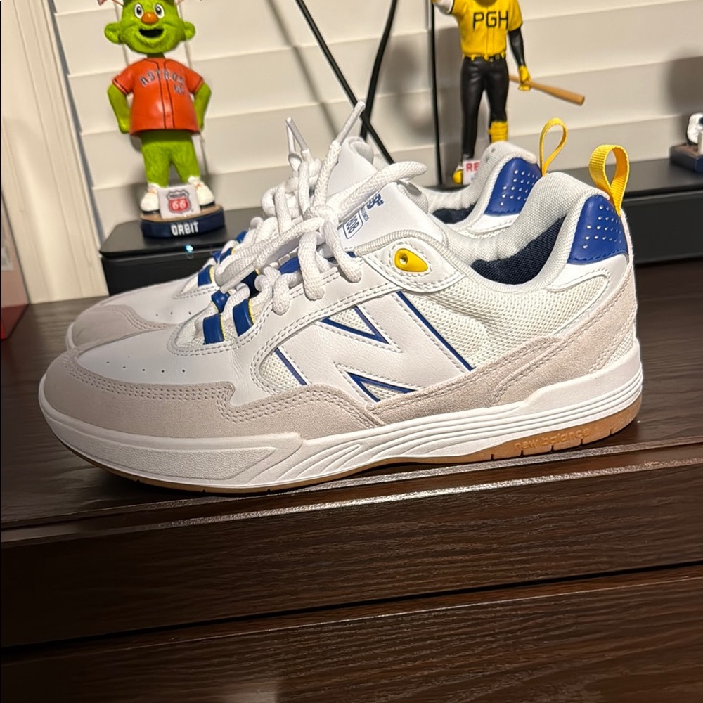 New Balance White and Blue Sneakers with Chunky Silhouette